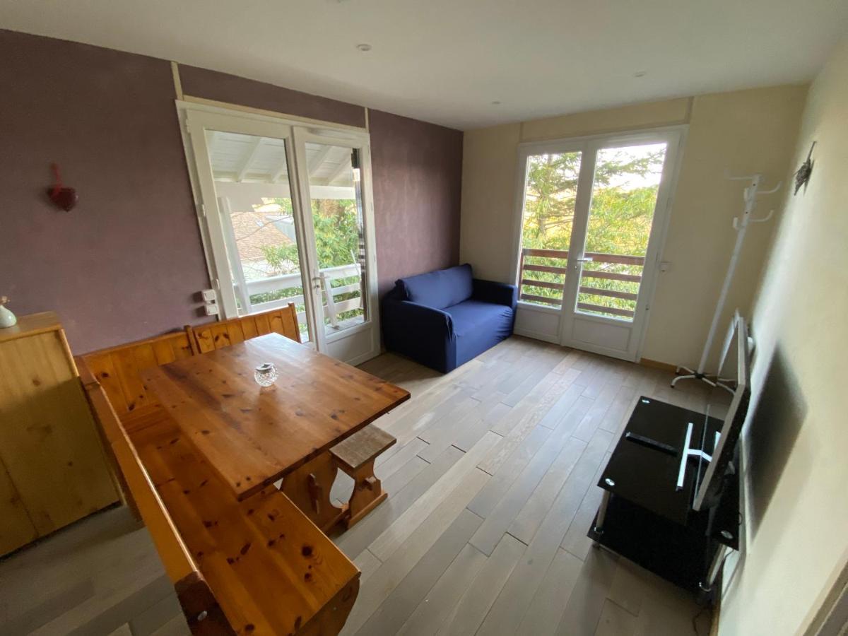 르꾸드레몽소 Chalet En Bord De Seine 빌라 외부 사진
