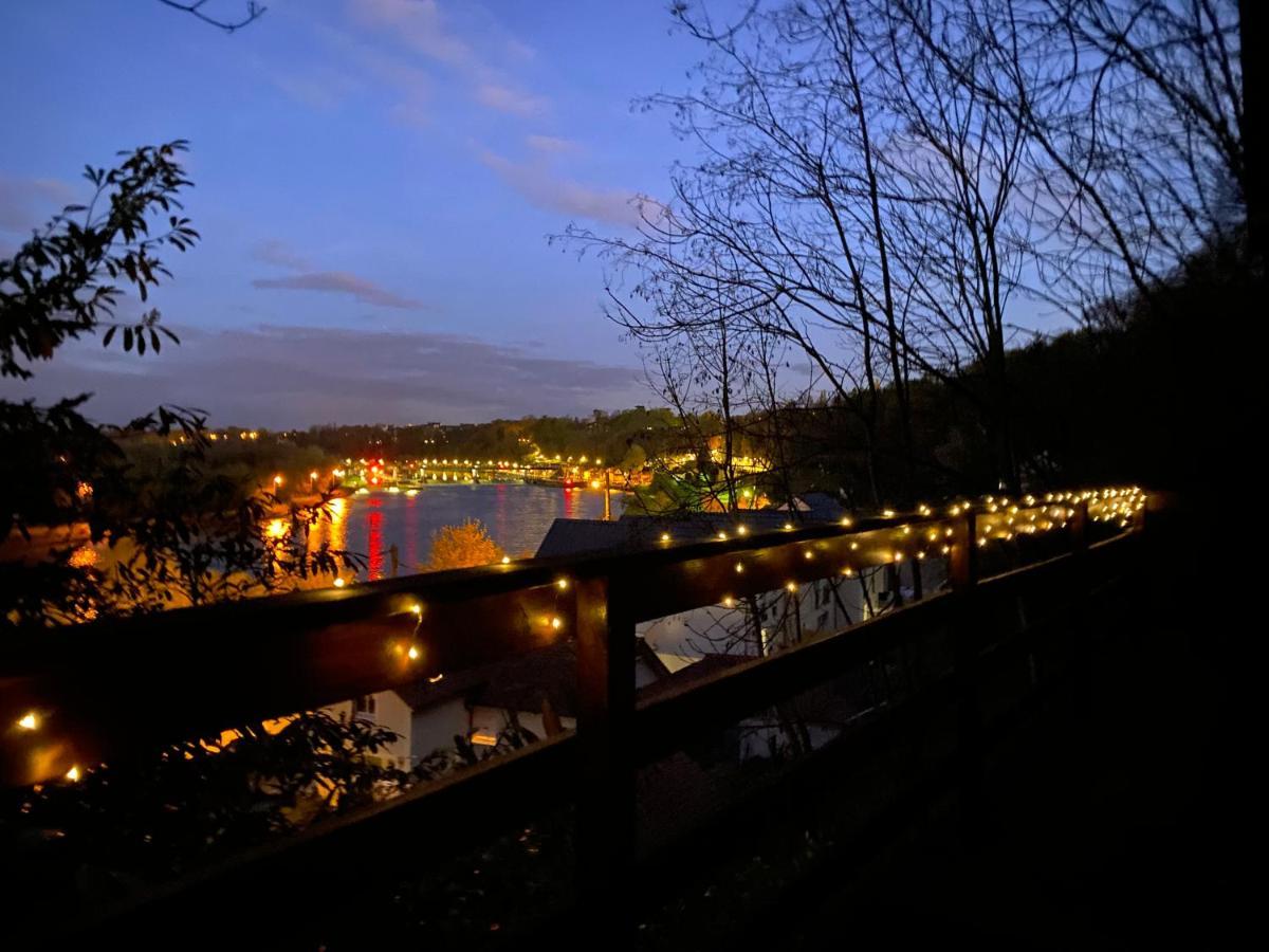 르꾸드레몽소 Chalet En Bord De Seine 빌라 외부 사진